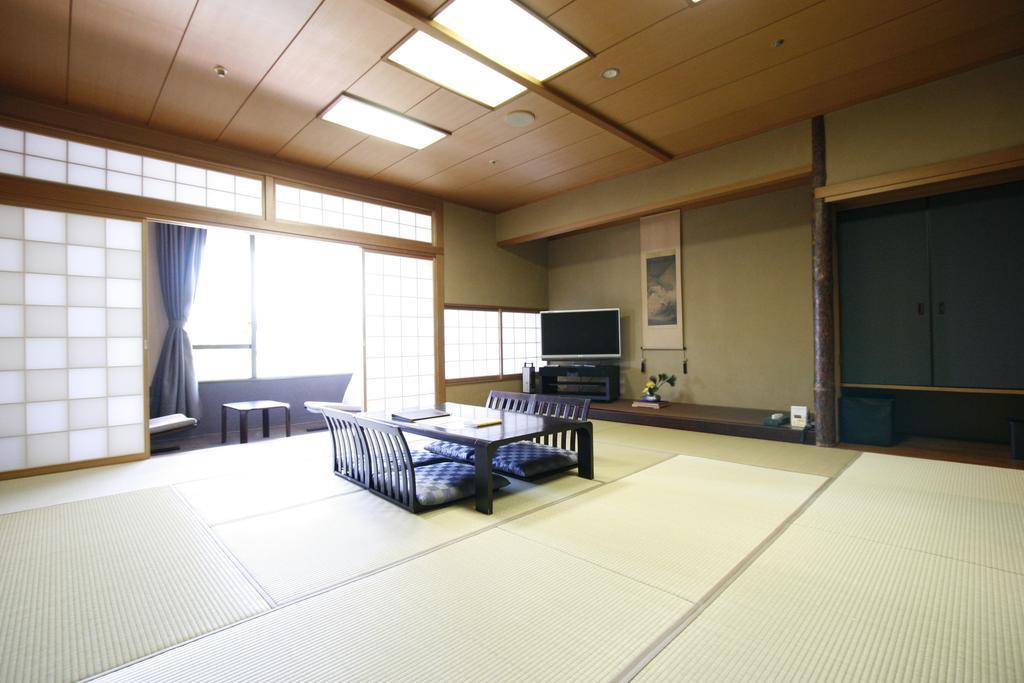 Forest Inn Imari Saga Exterior photo